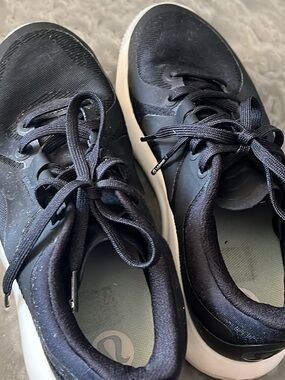 Lululemon Athletica Sneakers - Lightweight Comfort